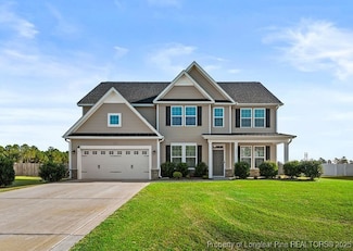 341 Gadson Dr, Hope Mills, NC 28348