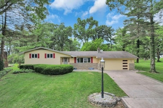 5882 Timber Dr, Columbus, OH 43213