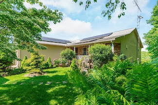 1708 Apple Valley Dr, Howard, OH 43028