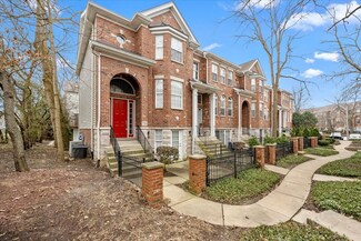 720 Prescott Ct Unit 201, Naperville, IL 60563