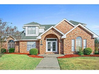 3629 Lake Arrowhead Dr, Harvey, LA 70058