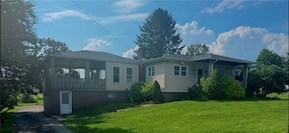 13 Kepple St, Jeannette, PA 15644