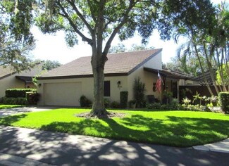 3833 Glen Oaks Manor Dr, Sarasota, FL 34232