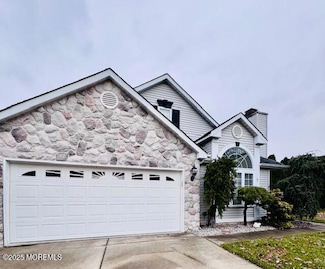 7 Regent Square, Jackson, NJ 08527