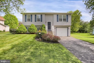 108 Gwenedd Ct, Bellefonte, PA 16823