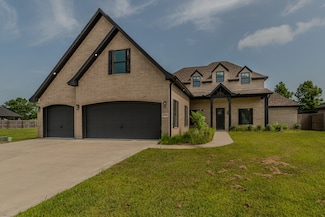 8360 Chappell Hill Dr, Bevil Oaks, TX 77713