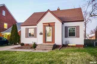 2405 W Sherman Ave, West Peoria, IL 61604