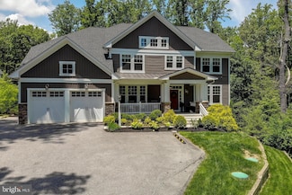 2842 Glen Isle Rd, Riva, MD 21140