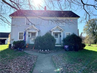 90 E Dyke St, Wellsville, NY 14895