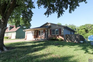 514 Wild Turkey Rd, Emporia, KS 66801