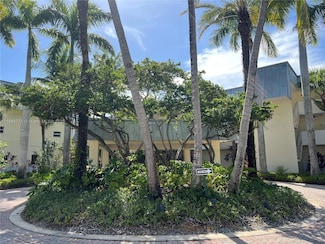 8950 SW 69th Ct Unit 312, Miami, FL 33156