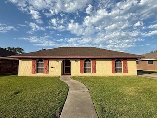 2005 Ruby Dr, Houma, LA 70363