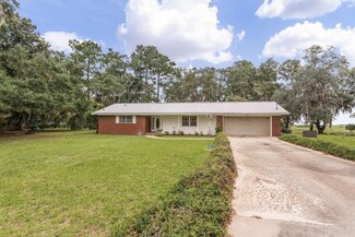 1093 Tamara Dr SE, Darien, GA 31305