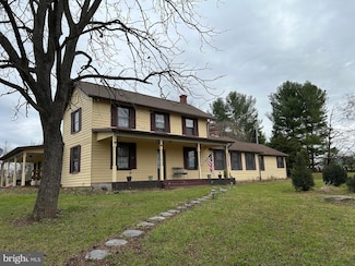 2072 Senseny Rd, Berryville, VA 22611