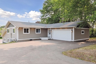 9885 122nd St N, Hugo, MN 55038