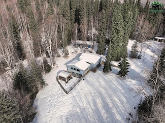 1893 Woodbine Dr, Fairbanks, AK 99709