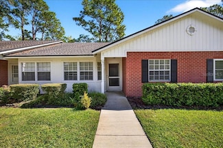 39 Kings Colony Ct, Palm Coast, FL 32137