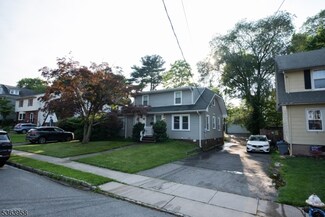 35 3rd Ave, Little Falls, NJ 07424