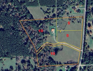 6950 Fm 945 Rd N, Coldspring, TX 77331