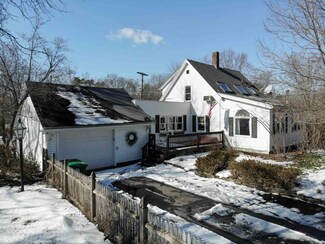25 Allds St, Nashua, NH 03060