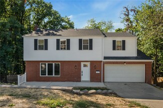 1349 Pesavento Dr, Bridgeville, PA 15017
