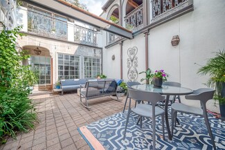 3619 Yupon St, Houston, TX 77006