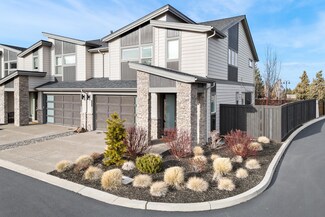 2634 NW Rippling River Ct, Bend, OR 97703