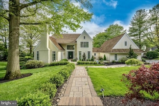 1201 Denbigh Ln, Wayne, PA 19087