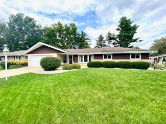 2419 Lombard Ave, Janesville, WI 53545