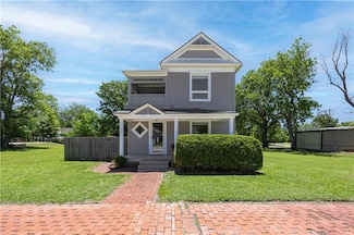 915 Main St, Neodesha, KS 66757