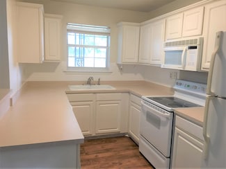 516 Arlington Dr Unit B7, Charleston, SC 29414