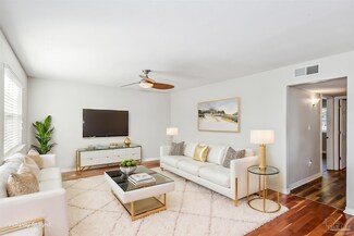 1100 Shoreline Dr Unit 107, Gulf Breeze, FL 32561