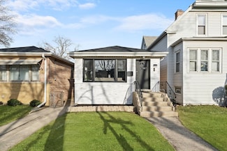 4642 N Kennicott Ave, Chicago, IL 60630