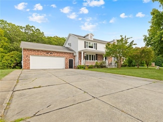 4 Poppy Hill Dr, Johnston, RI 02919