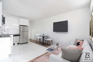 1719 E 8th St Unit 2A, Brooklyn, NY 11223
