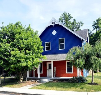 57 Meadow Dr, New Palestine, IN 46163
