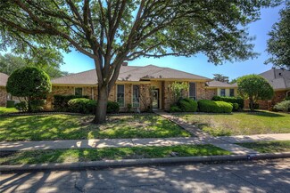 1406 Camelot Ln, Rowlett, TX 75088