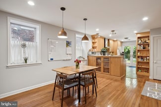 1911 Mount Vernon St, Philadelphia, PA 19130