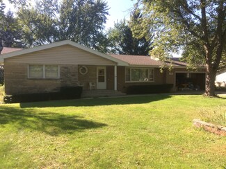 6205 Park St, Union, IL 60180