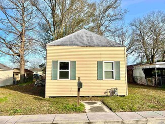 144 Palm Ave, Houma, LA 70364