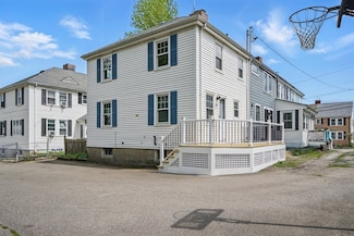 50 Bay State Rd, Quincy, MA 02171