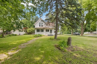 510 Armstrong St, Morris, IL 60450