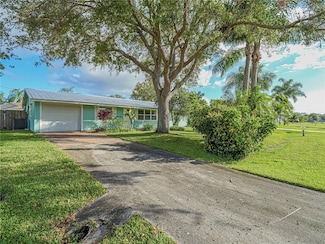 974 Dolphin Ave, Sebastian, FL 32958