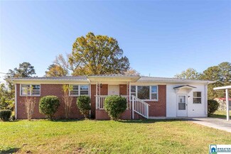 628 Plainview St, Weaver, AL 36277