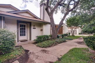 1916 Cobblestone Ln, Garland, TX 75042