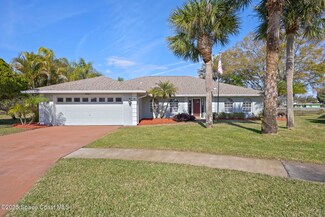 897 Champion Dr NE, Palm Bay, FL 32905