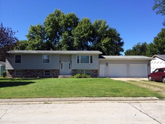 409 Cedar St, Slater, IA 50244