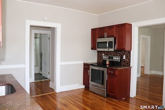 152 Lyons St, New Britain, CT 06052