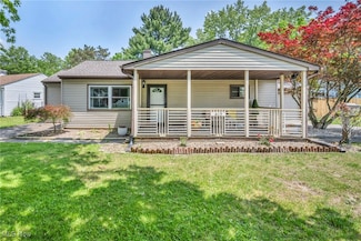 4113 Riverside Dr, Lorain, OH 44055
