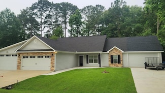138 Breezeway Dr, Brookeland, TX 75931